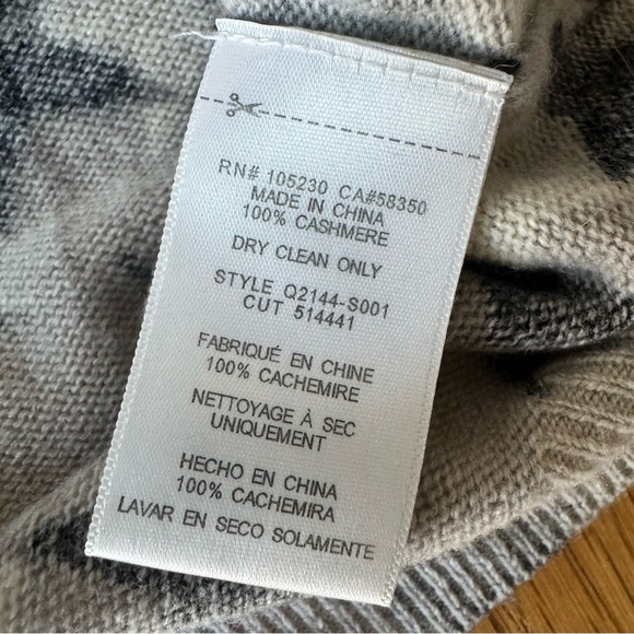Equipment Small Cashmere Sweater Stars Gray Black Crewneck - Picture 5 of 9